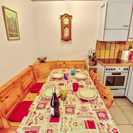 Superbe Avec Parking Couvert Gratuit Apartamento