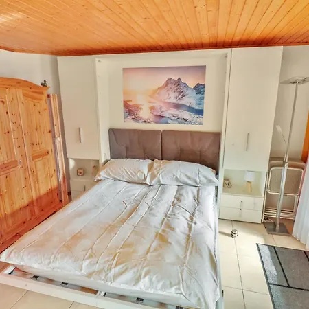 Superbe Avec Parking Couvert Gratuit Apartamento